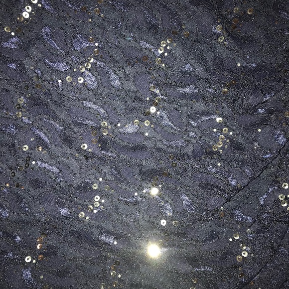 Navy blue one-sleeve lace dress with silver sequins - Picture 5 of 6